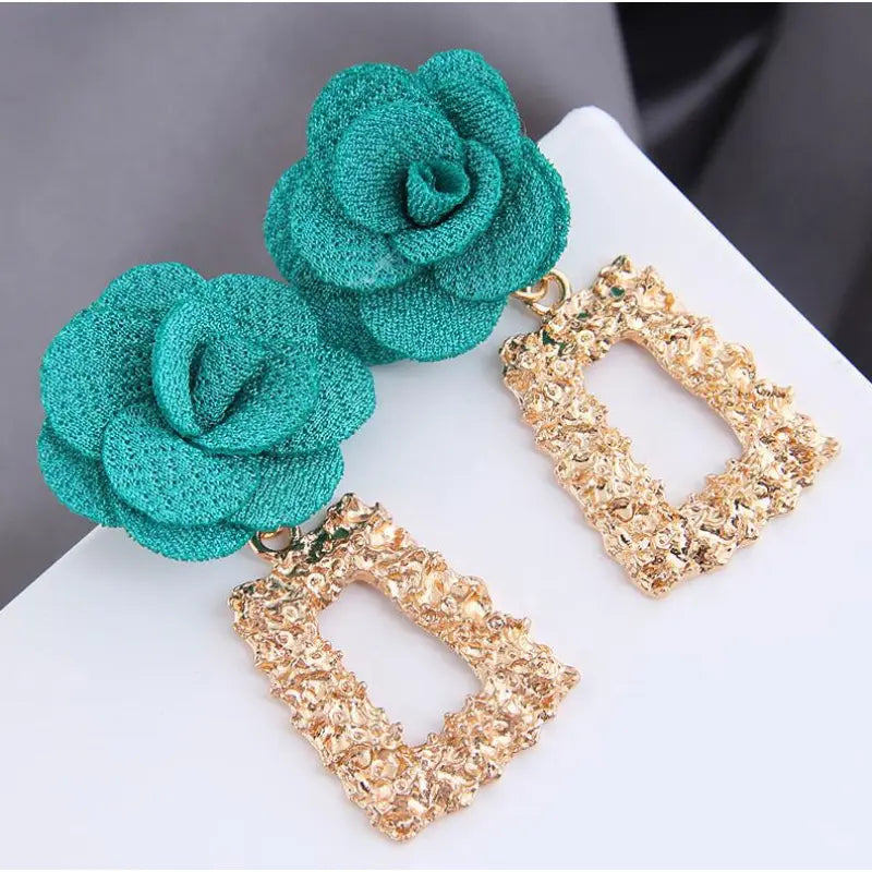 Flower Temperament Exaggerated Earrings