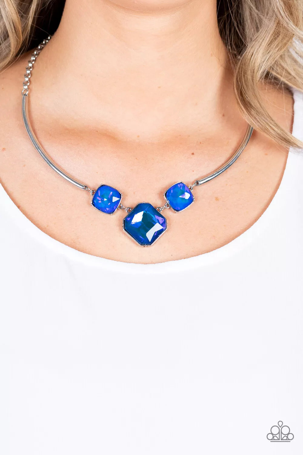 Divine Iridescence - Blue - Necklace