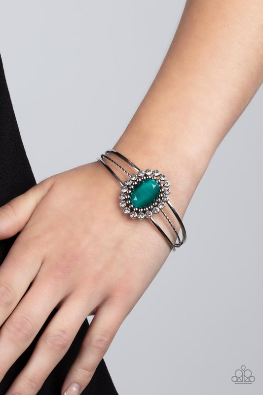 Prismatic Flower Patch Green, Bracelet - Paparazzi-Jewelry Bracelets.