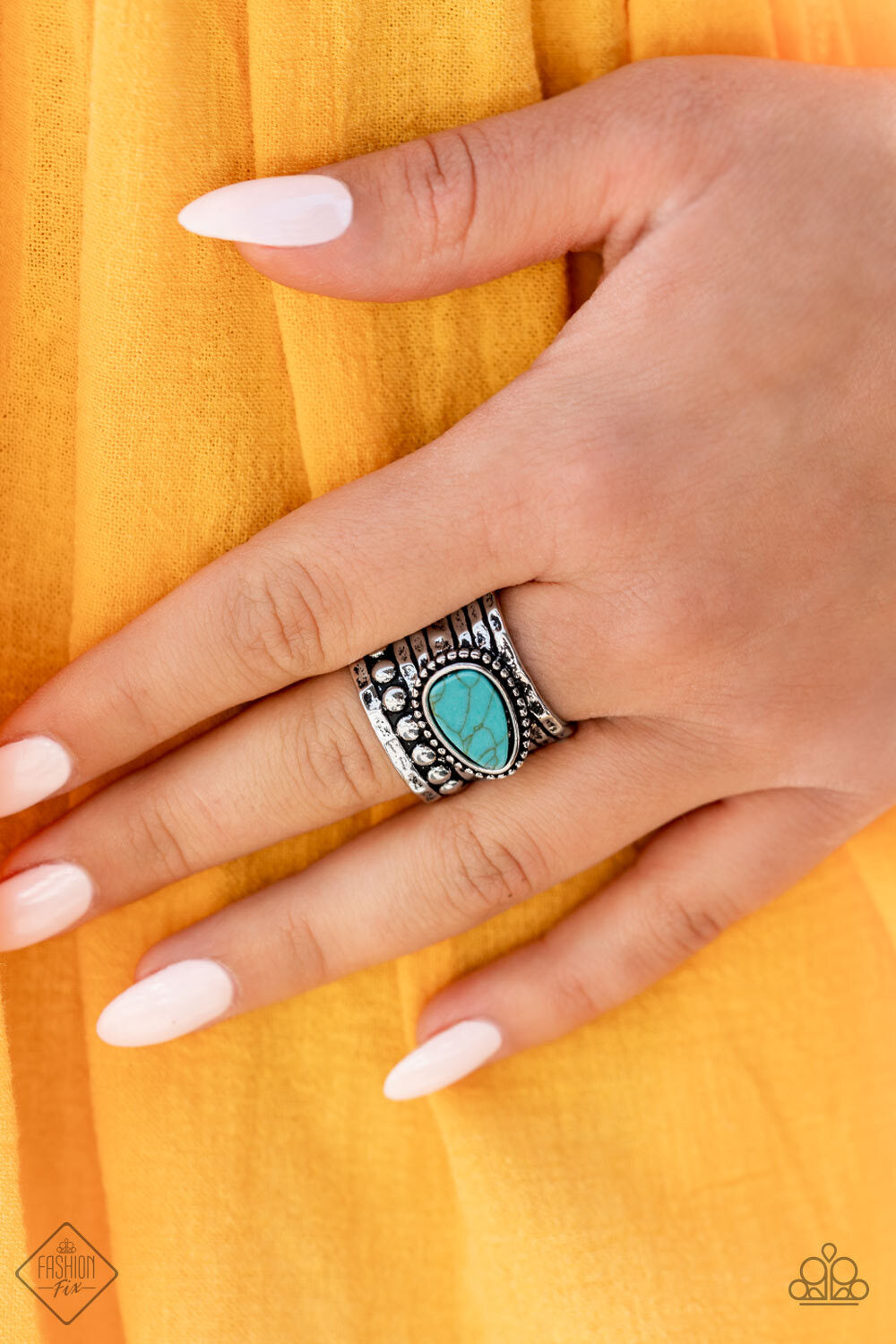 Paparazzi -Jewelry, Simply Santa Fe -Complete Trend Blend, Blue Fashion-Fix-Set.