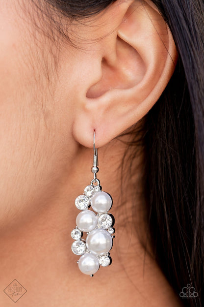 Paparazzi -Jewelry, Fiercely 5th Avenue - Complete Trend Blend Fashion-Fix-Set.