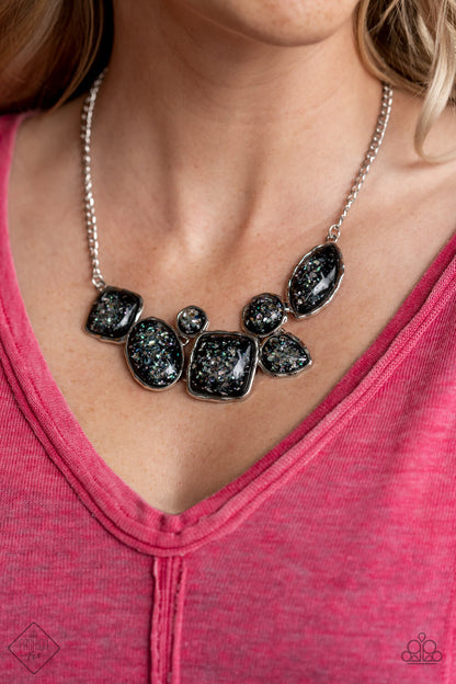 Paparazzi -Jewelry, Sunset Sightings - Complete Trend Blend Fashion-Fix-Set.