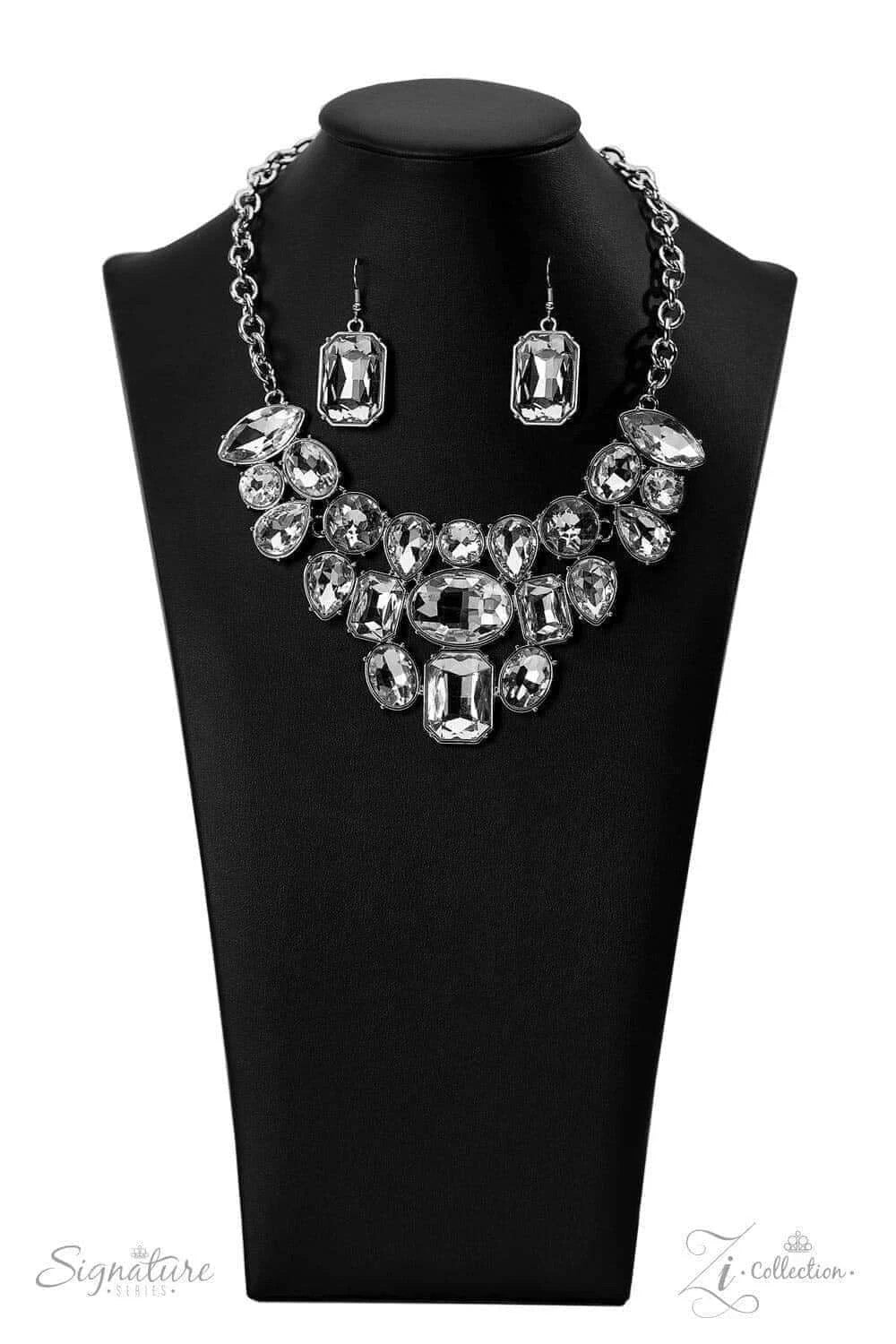 The Tasha Zi-Collection -Paparazzi-Jewelry Necklace.