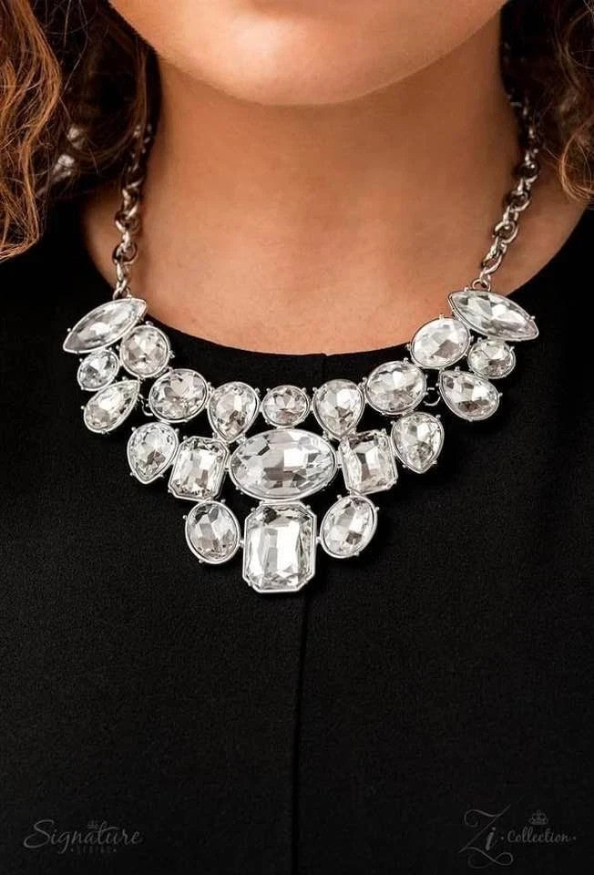 The Tasha Zi-Collection -Paparazzi-Jewelry Necklace.