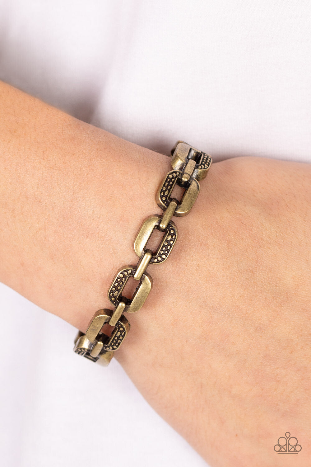 Powerhouse Plunder, Brass Paparazzi-Jewelry, - Bracelet.
