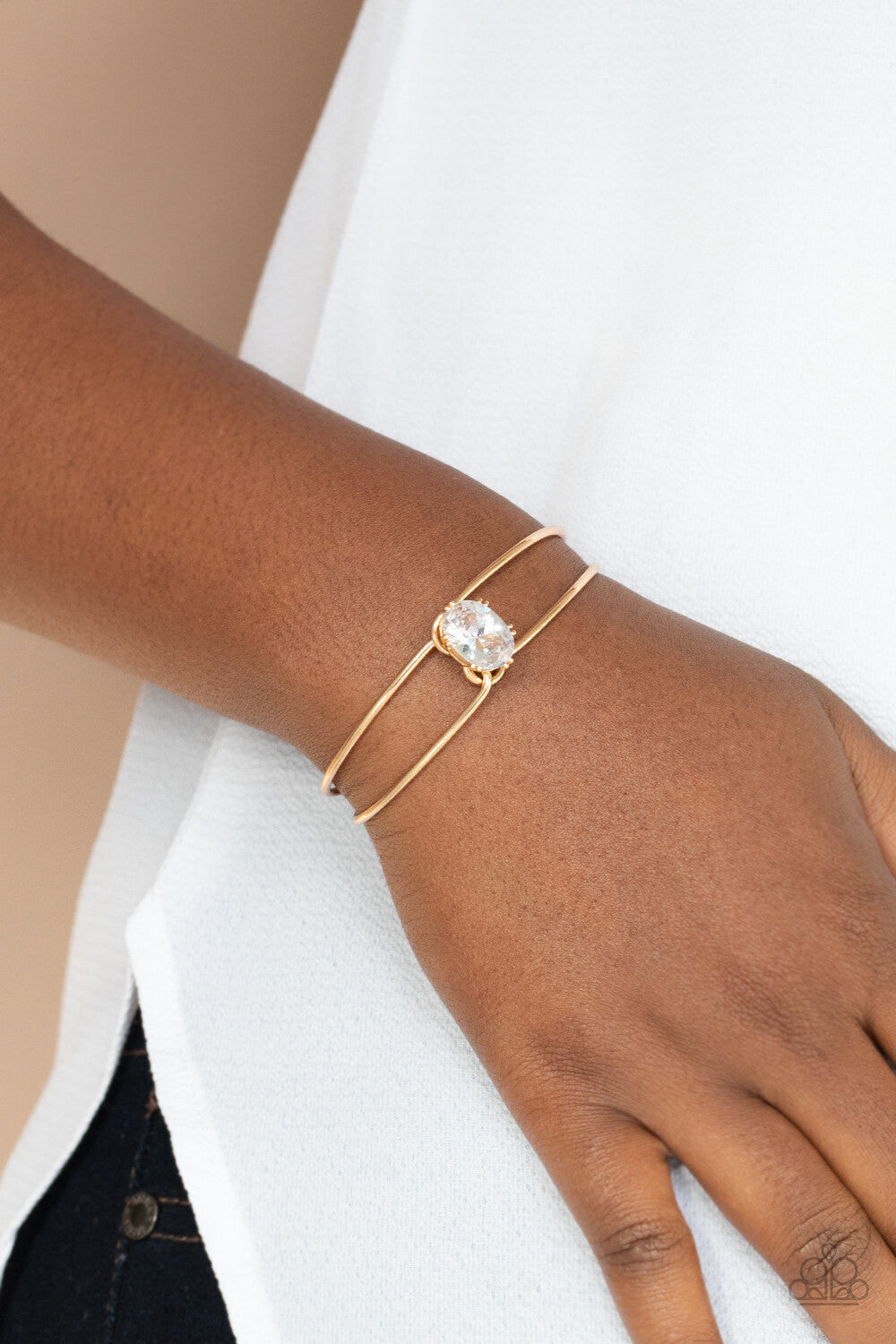 Paparazzi-Jewelry, GLOW No Mercy - Gold-Bracelets