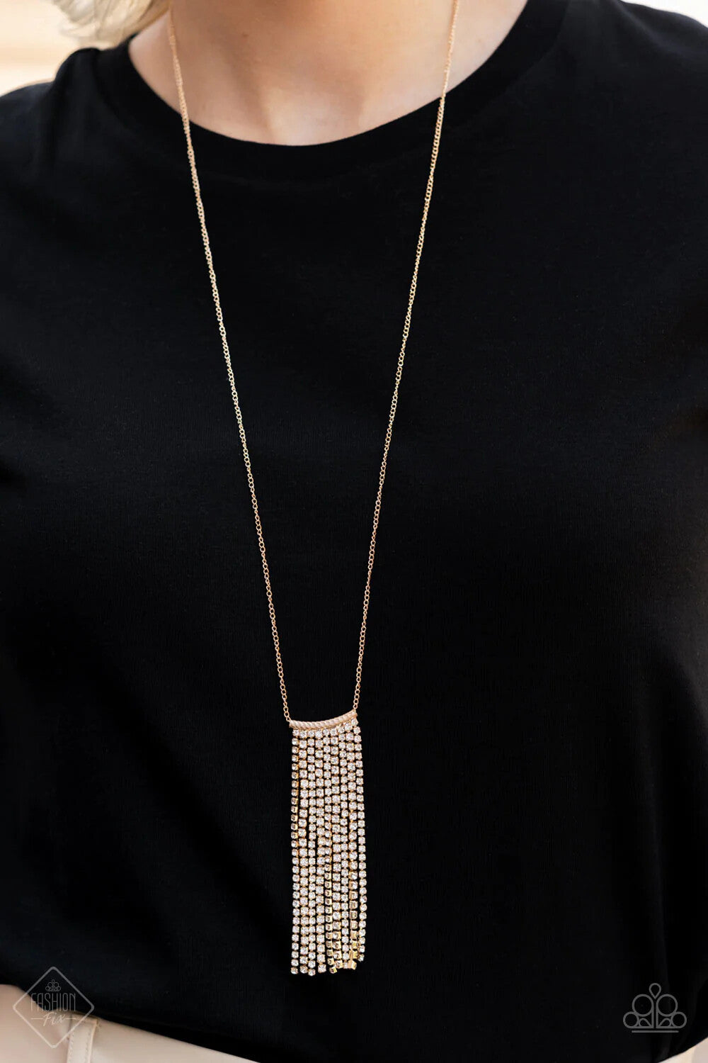 Paparazzi -Jewelry, Magnificent Musings Gold Fashion-Fix-Set.