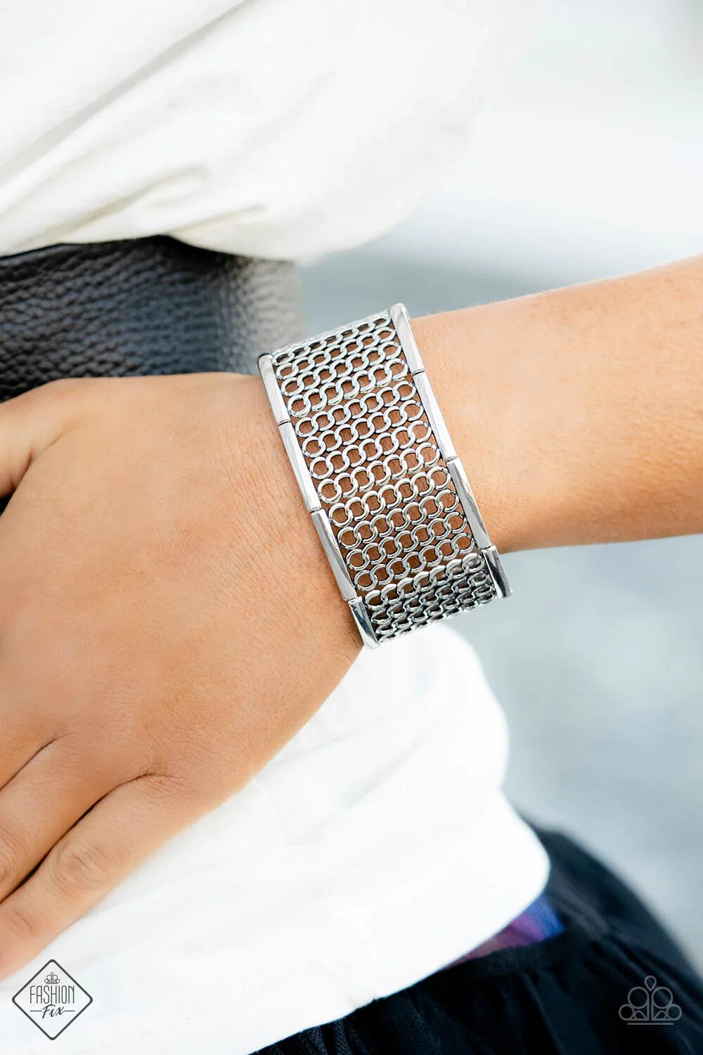 Paparazzi-Jewelry, Camelot Couture, Silver-Bracelet