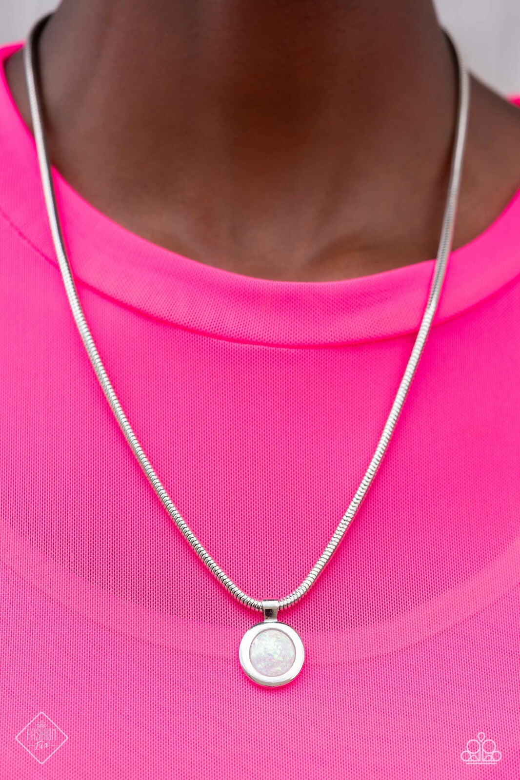 Paparazzi-Jewelry, Fashion-Fix Sunset Sightings Necklace-Set September 2023.