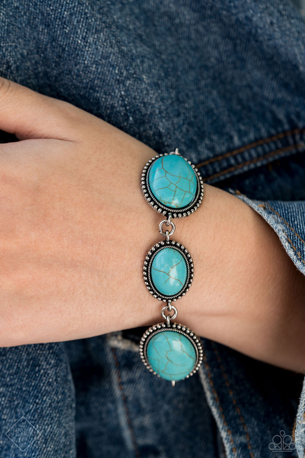 Paparazzi -Jewelry, Simply Santa Fe -Complete Trend Blend, Blue Fashion-Fix-Set.