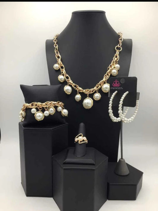 Paparazzi Jewelry-Simply Santa Fe - Fashion-Fix Necklace-Set