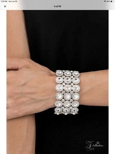 Paparazzi-Jewelry, White Sparkle Zi-Bracelets