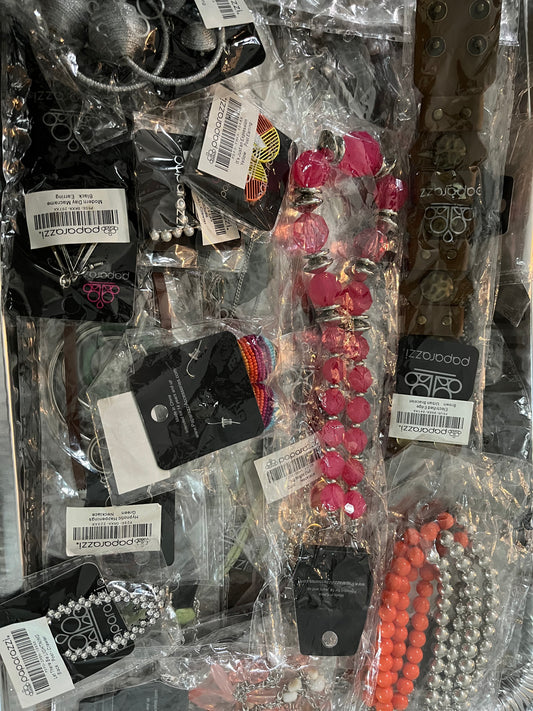 Mystery Jewelry-Box, 60 Pieces of New-Jewelry .